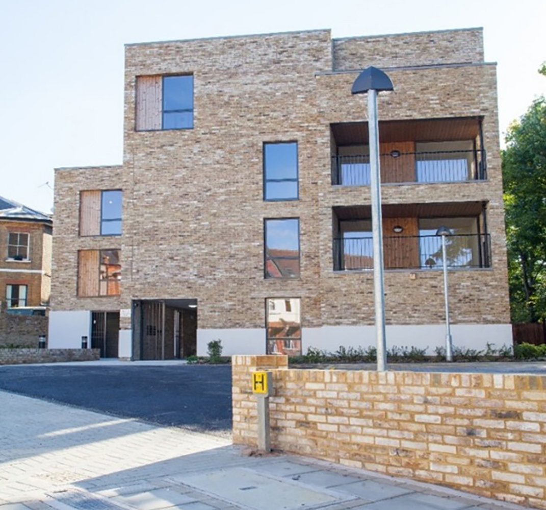 St Faiths Rd Party Wall Cropped